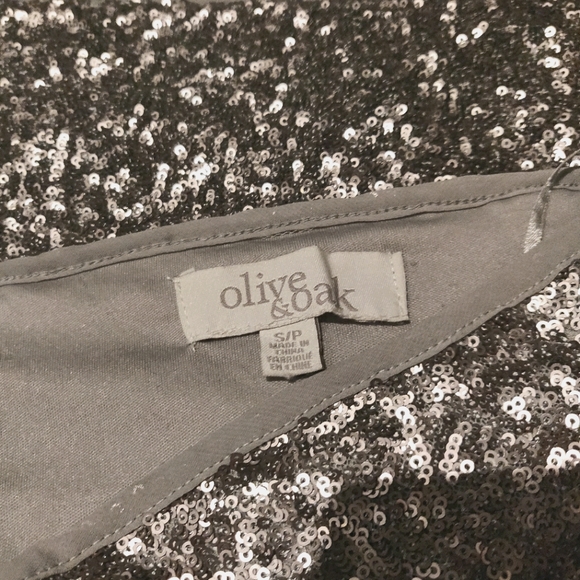 Olive & Oak sequin skirt - Picture 6 of 7